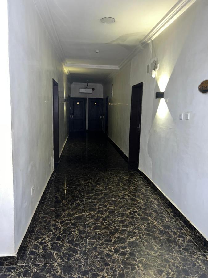 Grand Palazzo Hotel Gwarimpa อาบูจา ภายนอก รูปภาพ