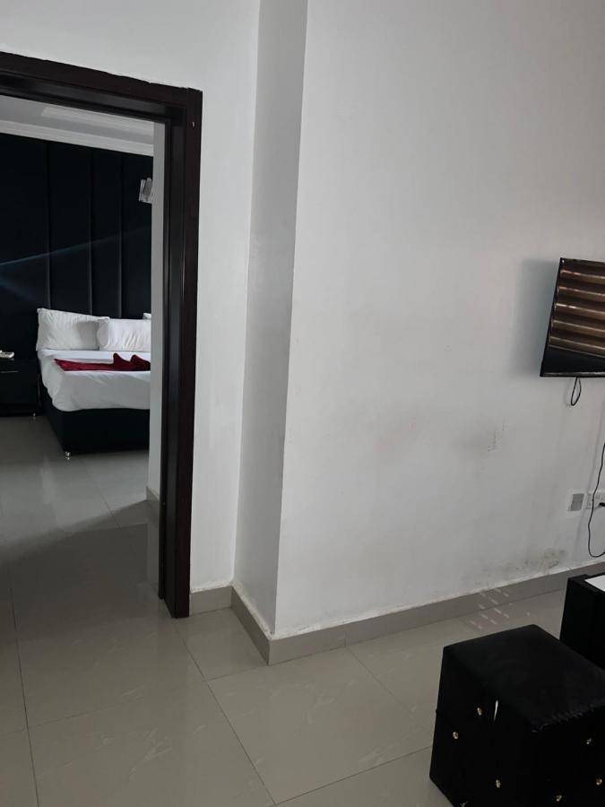 Grand Palazzo Hotel Gwarimpa อาบูจา ภายนอก รูปภาพ